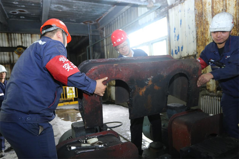 default (1).jpg default (1).jpg