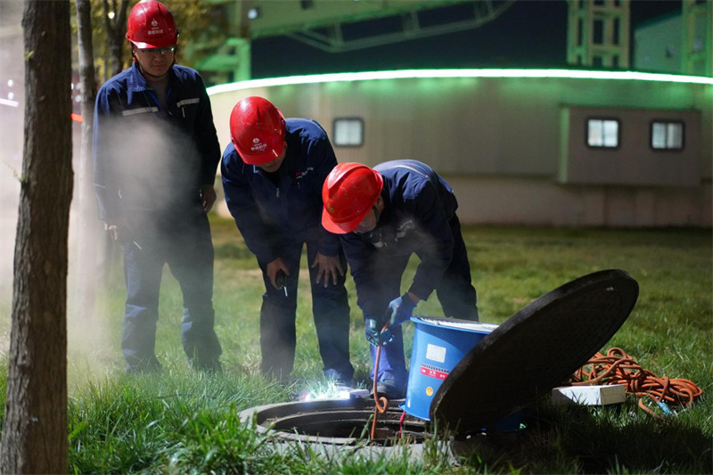 陕煤集团新型能源公司:定格迎冬保供瞬间的他们3.jpg 陕煤集团新型能源公司:定格迎冬保供瞬间的他们3.jpg